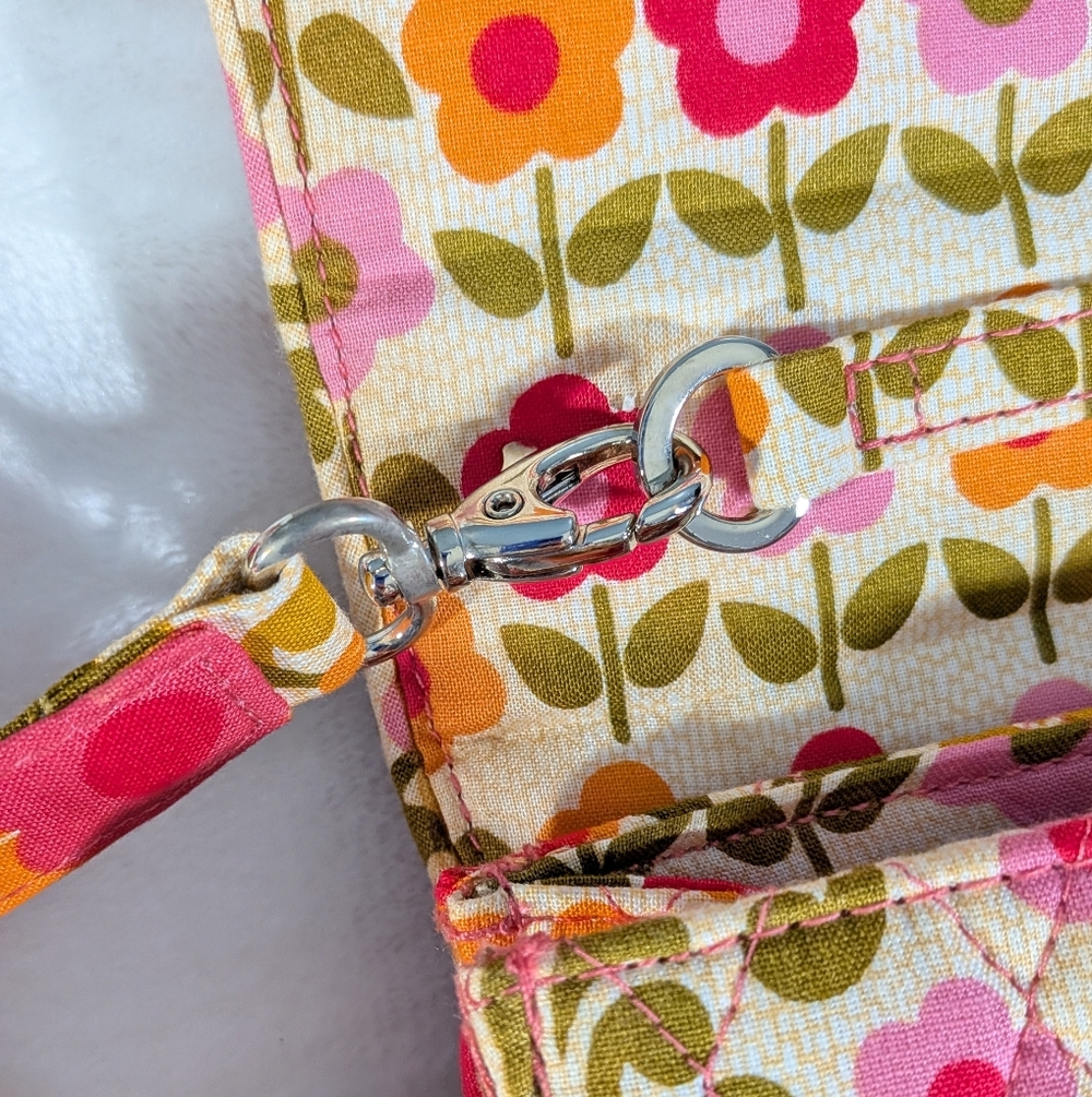 2010 Vera Bradley Julia Folkloric Quilted Crossbody Handbag - Picture 6 of 16